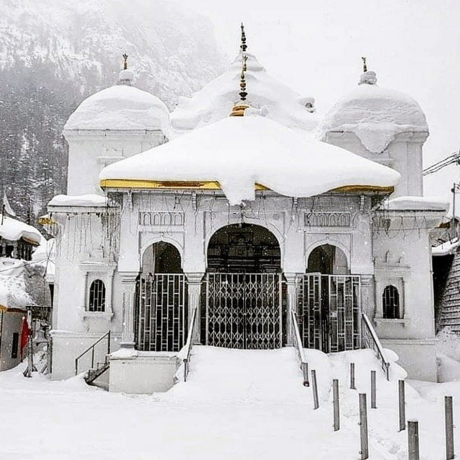Gangotri temple beside snowmelt Bhagirathi river