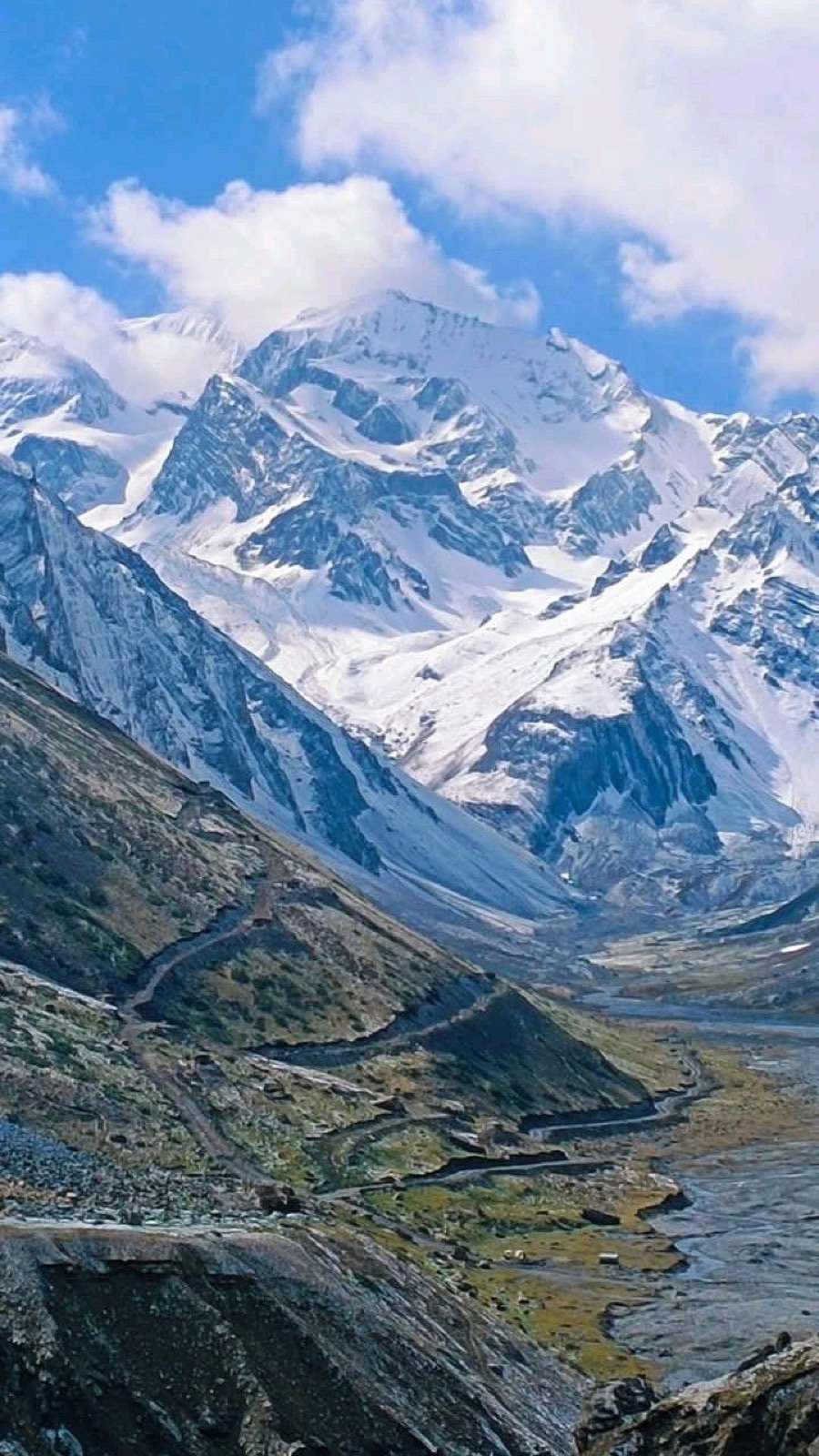 Om Parvat with snow forming the Om syllable