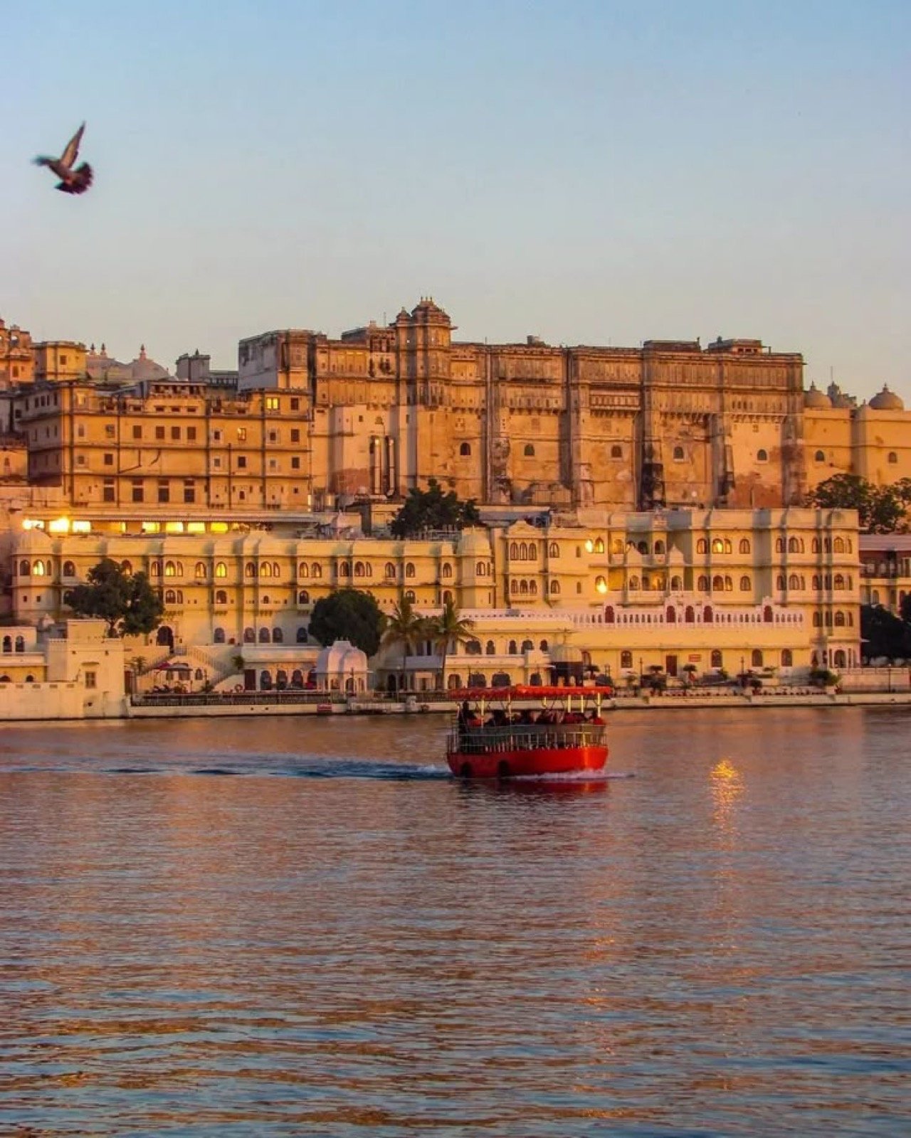 Udaipur City Palace reflected in Lake Pichola
